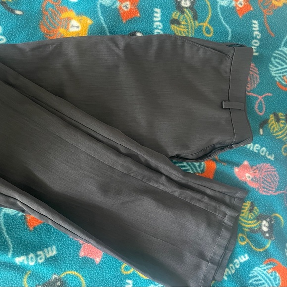 Black dress pants - Picture 2 of 3